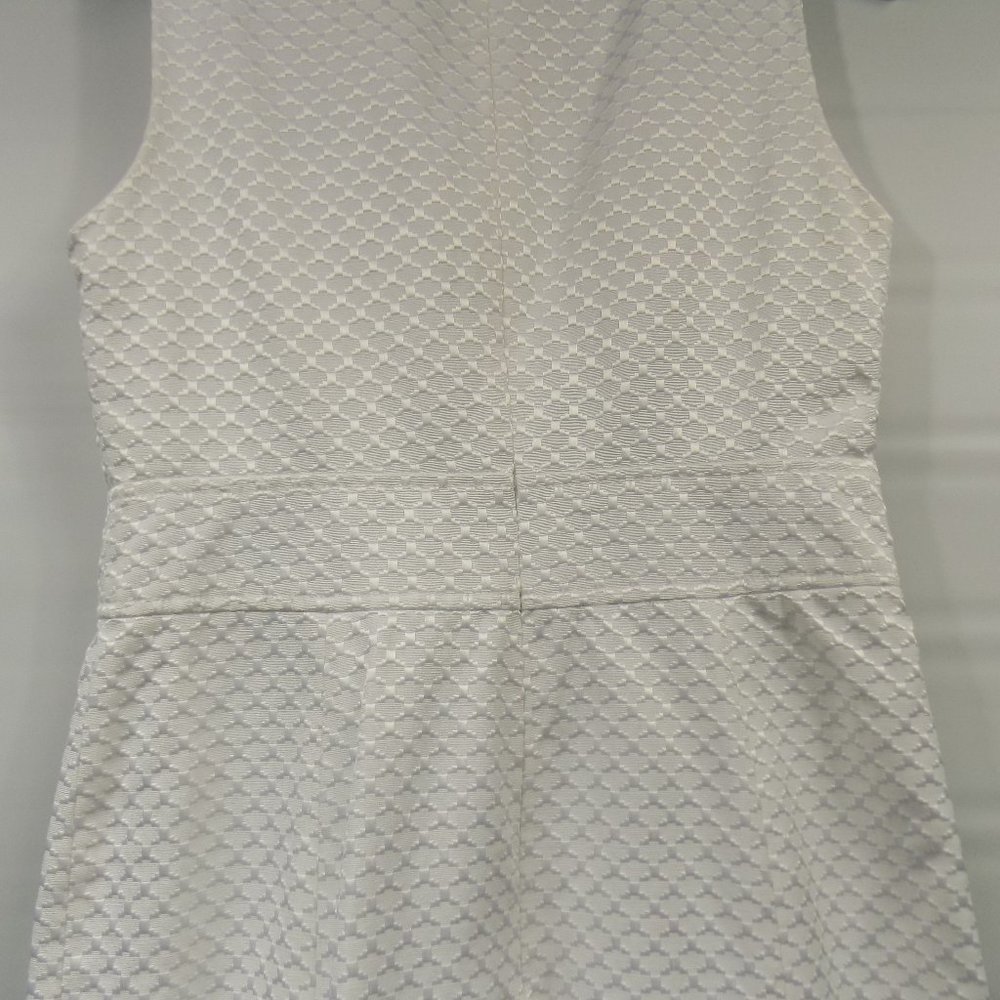 Liz Claiborne White Mid Length Dress Size 4 - Picture 8 of 10